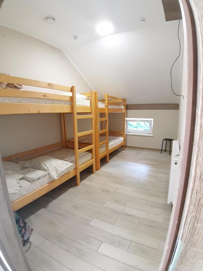 Hostel U Pottera แชร์นิฟซี ภายนอก รูปภาพ